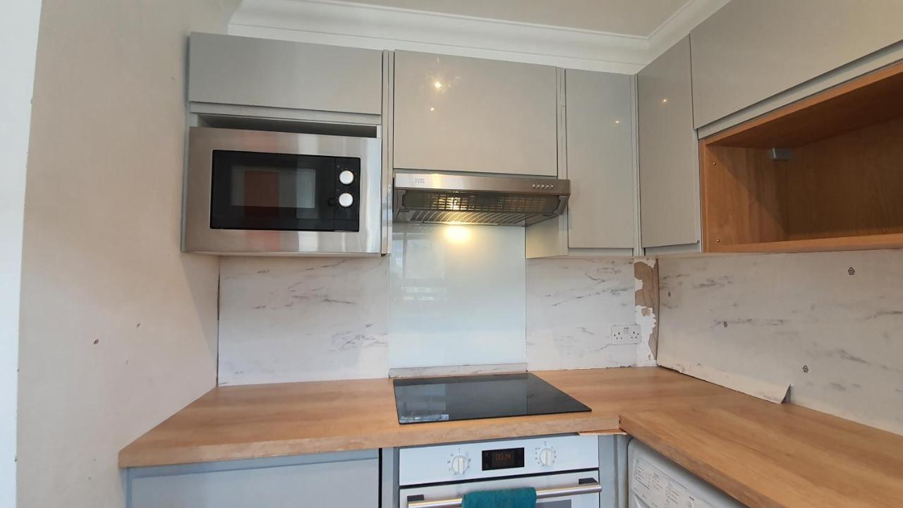 Apartmán Brondesbury Arms Londýn Exteriér fotografie