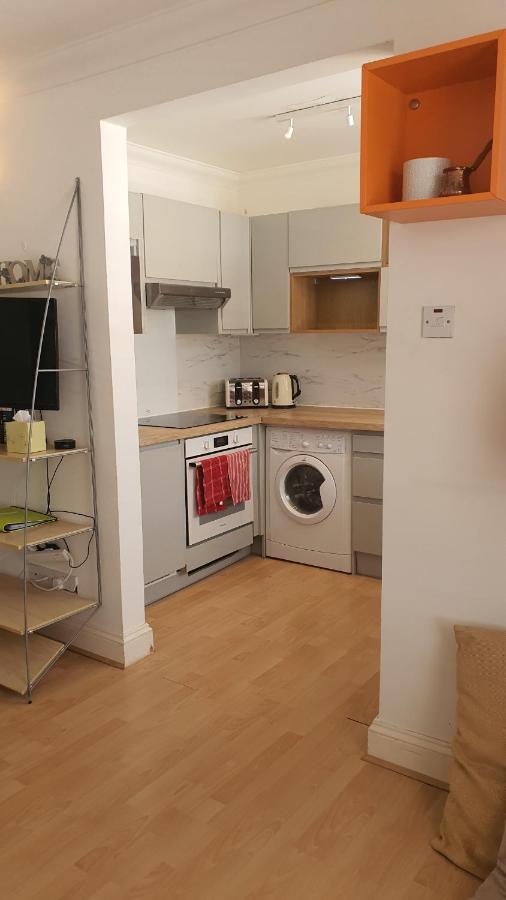Apartmán Brondesbury Arms Londýn Exteriér fotografie