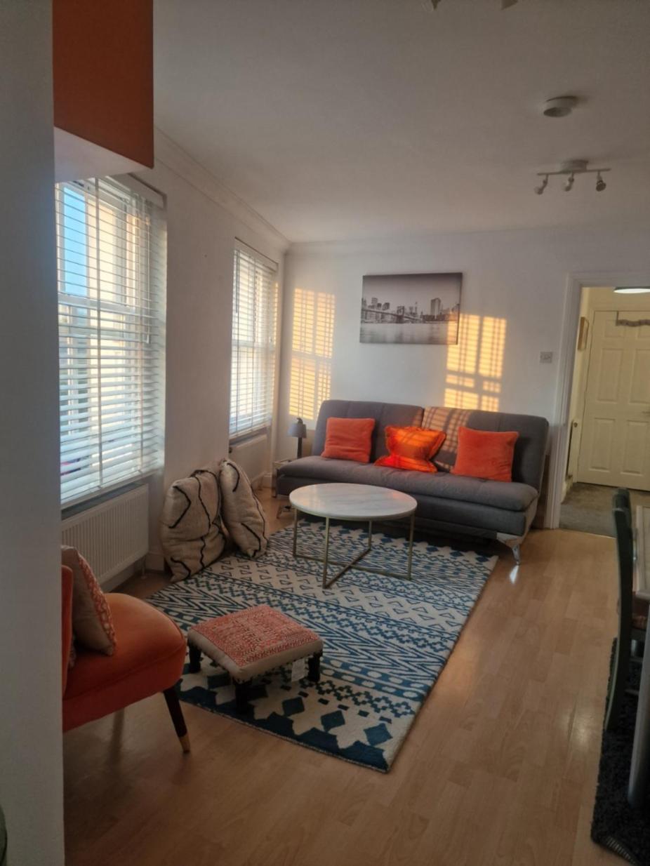 Apartmán Brondesbury Arms Londýn Exteriér fotografie