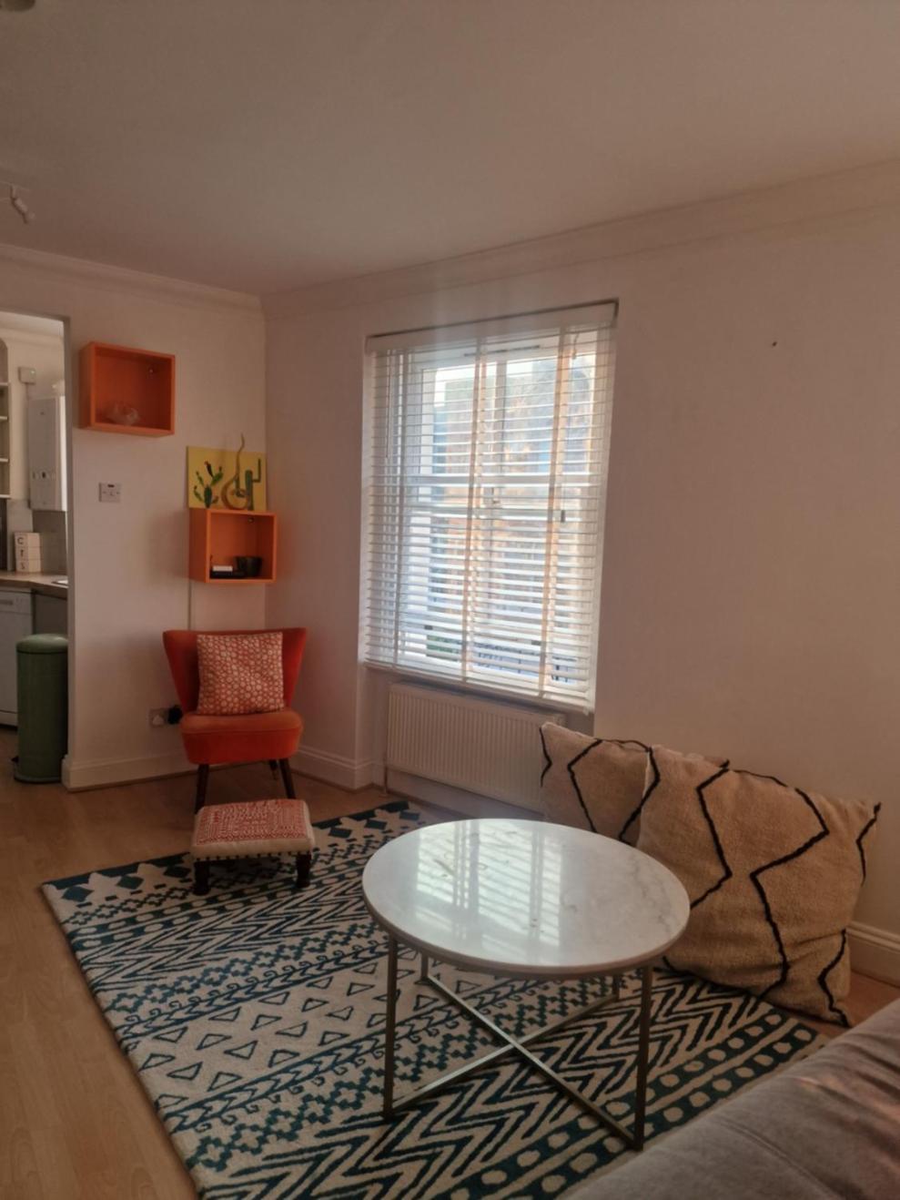 Apartmán Brondesbury Arms Londýn Exteriér fotografie