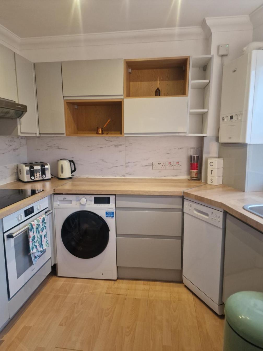 Apartmán Brondesbury Arms Londýn Exteriér fotografie