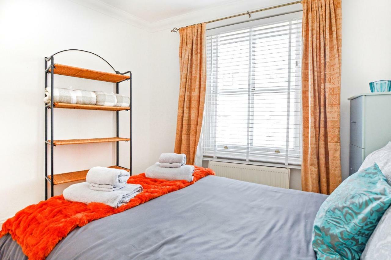 Apartmán Brondesbury Arms Londýn Exteriér fotografie