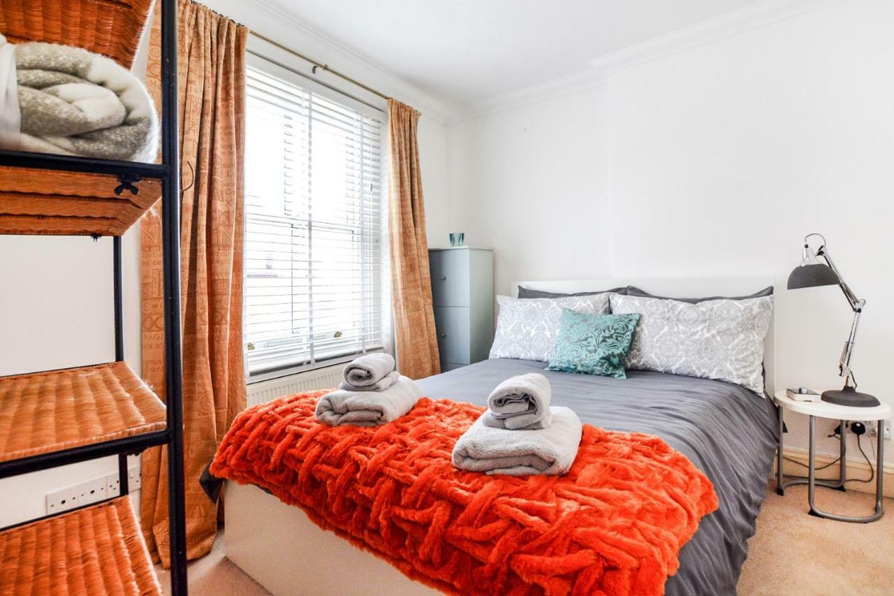 Apartmán Brondesbury Arms Londýn Exteriér fotografie